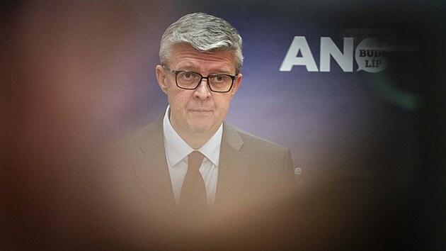 Tiskov� konference hnut� ANO. Na sn�mku Karel Havl��ek. (19. prosince 2024)