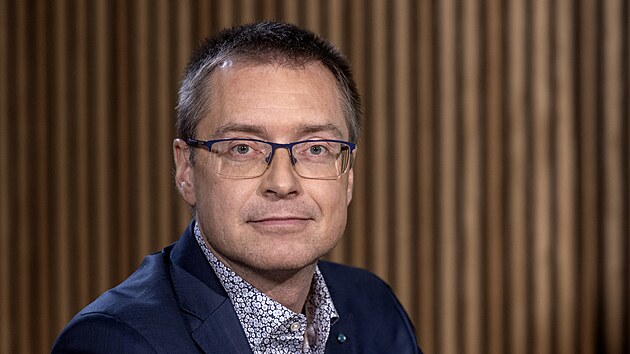 Hostem po�adu Rozst�el je ekonom Martin Ma��t.