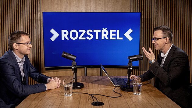 Hostem po�adu Rozst�el je ekonom Martin Ma��t.