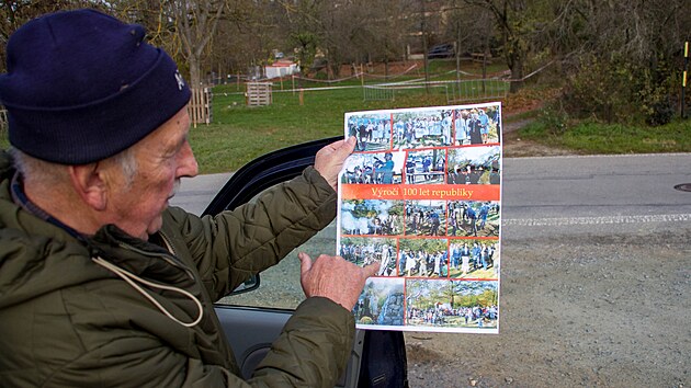 O park U Lva v brnnskch Knnikch se dobrovoln staral Lubomr Strnick. Jeho role vak s plnem na obnovu parku skonila.