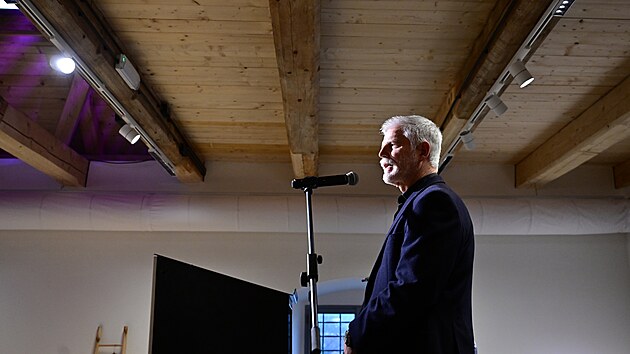 Opravenou klasicistn� s�pku v L�zn�ch B�lohradu majitel� prom�nili na kulturn� centrum, slavnostn� ji otev�el prezident Petr Pavel. (11. prosince 2024)