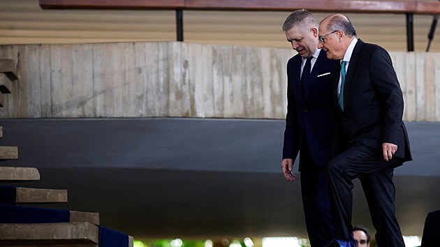 Viceprezident Braz�lie Geraldo Alckmin uv�tal v hlavn�m m�st� slovensk�ho premi�ra Roberta Fica na ofici�ln� n�v�t�v�. (10. prosince 2024)