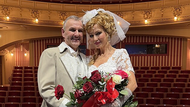 Tomá� Christian Brázda a Kate�ina Bro�ová v p�edstavení Hello, Dolly!
