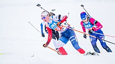 Jessica Jislová b�hem �tafetového závodu �en v Hochfilzenu.