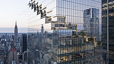 S výkou 314 metr nepatí v New Yorku k  nejvyím budovám. Proto The Spiral...