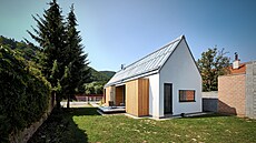 D�m vystav�ný z cihel, to jako senzace moc nezní. Ov�em tyhle cihly nebyly jen...