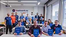 �e�i berou IT rekvalifikace útokem. Cesta vede p�es ITnetwork