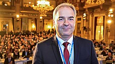 Fyzik Radomír Pánek povede Akademii v�d �R a� do roku 2029