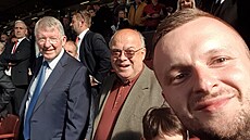 Selfie Marka Cochera s legendárním trenérem sirem Alexem Fergusonem.