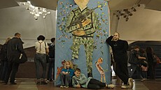 Jedno z dl mladých umlc z dtského výtvarného studia Aza Nizi Maza.