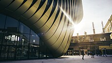 Zlatá lokomotiva: Hlavní dominantou kanceláské budovy Masaryky,  navrené...