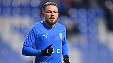 Vasil Ku�ej z Mladé Boleslavi b�hem utkání proti Olomouci.