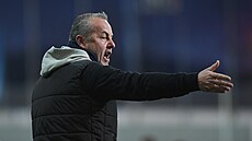 Teplický kou Zdenko Frala reaguje na dní v utkání se Slavií.