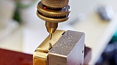 Ra�ení loga na kování M&T