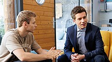 Tom Sean Pšenička a Daniel Krejčík v seriálu Ordinace v růžové zahradě 2 (2024)