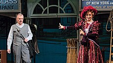 Tomá� Christian Brázda a Kate�ina Bro�ová v p�edstavení Hello, Dolly!