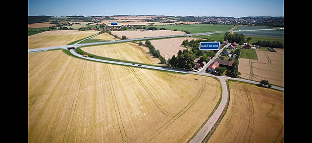 Silničáři podepsali smlouvy na úseky východočeských dálnic, stavby se rozjedou už brzy