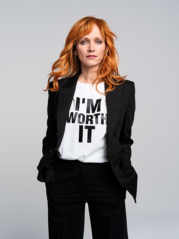 Kr�sa pramen� zevnit�.