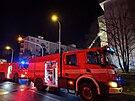 Prat hasii a zchrani zasahovali pondl po 01:00 u poru ubytovny v...