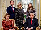Norská královna Sonja, korunní princ Haakon, korunní princezna Mette-Marit,...