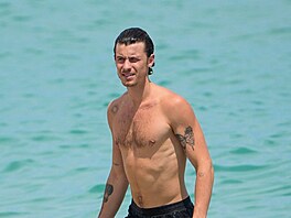 Zp�vák Shawn Mendes si u�íval na Florid�.