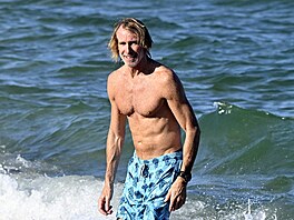 Re�isér Michael Bay vyrazil s rodinou na dovolenou na Bali.