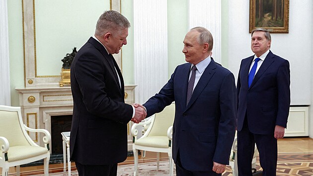 Rusk prezident Vladimir Putin pijal v Moskv slovenskho premira Roberta Fica. (22. prosince 2024)