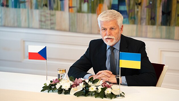 �esk� prezident Petr Pavel se p�es videohovor spojil s ukrajinsk�m prezidentem Volodymyrem Zelensk�m. (20. prosinec 2024)