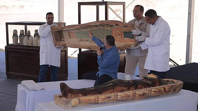 Archeologov na vku starovkho egyptskho sarkofgu objevili malbu, kter vzdlen pipomn kreslenou televizn postavu Marge Simpsonovou.