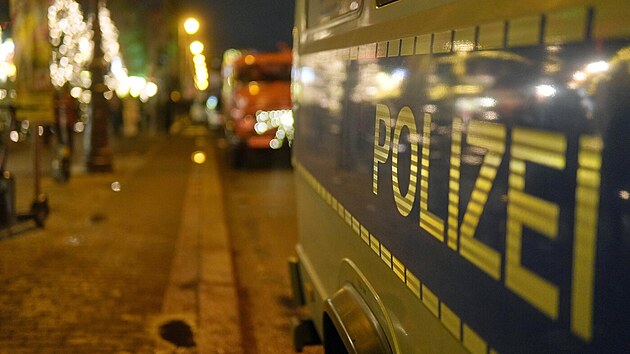 Spor dvou skupin a střelba. Po incidentu v Hannoveru je několik zraněných