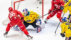 Tinecký Mark Dao skóruje v duelu s eskými Budjovicemi.