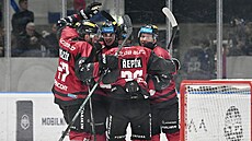 Hrái Sparty slaví trefu proti Kladnu.