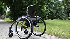 Zlínský student Jan Kadra vymyslel invalidní vozíek, který me rst s dtmi...