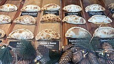 Santiago de Compostela, typické �pan�lské ob�ertvení do ruky