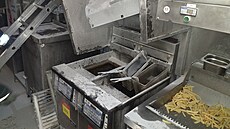 Po�ár fritézy v restauraci p�inutil opustit asi 3 tisíce lidí pra�ské obchodní...