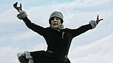 Sonja Henie si pod krátkou sukni vzala kra�ásky, z dne�ního pohledu jsou...
