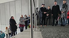 Pietního aktu v areálu Technické univerzity v Liberci se rektor Miroslav...
