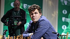 Magnus Carlsen na MS v rapid achu.