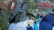 P�i kufrování ú�astníci hledají dle mapy kontrolní stanovi�t�, kde obvykle...