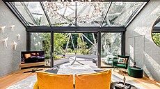 Roubenka pro�la opravdu radikální zm�nou s d�razem na pou�ité materiály, sv�tlo...