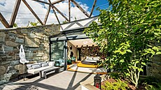 Vstup do nových �ástí stavby