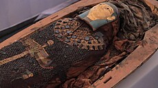 Archeologové na víku starovkého egyptského sarkofágu objevili malbu, která...