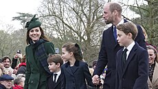Princezna Kate, princ Louise, princezna Charlotte, princ William a princ George...
