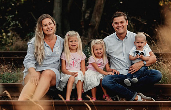 Nejstar�í dcera Eli�ka se narodila s Angelmanovým syndromem.