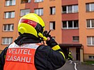 P�t jednotek hasi�� zasahovalo u po��ru panel�kov�ho bytu ve Fr�dku-M�stku. Osm...