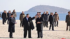 Severokorejský v�dce Kim �ong-un se svou dcerou Kim �u-ae nav�tívil budované...