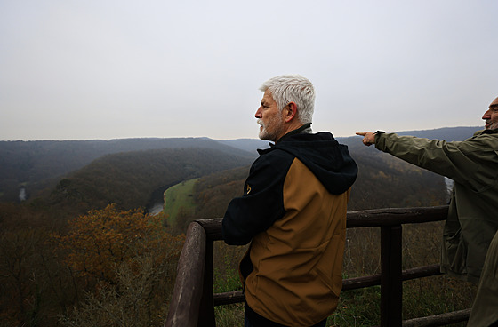Prezident Petr Pavel p�i své náv�t�v� Znojemska zamí�il na procházku ke...