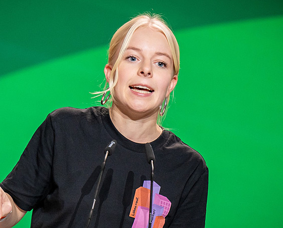 Předsedkyně německé Zelené mládeže Jette Nietzardová (15. listopadu 2024)