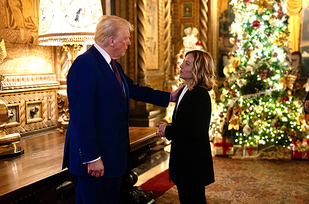 Kdyby Trump nevyhrál, byl by usvědčen z pokusu o zvrácení voleb, uvádí zpráva