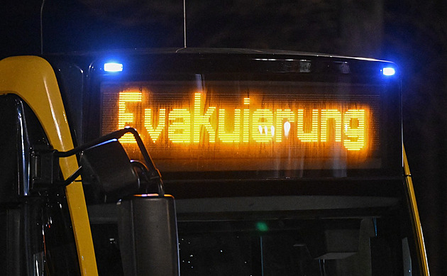 Drážďany kvůli bombě z války evakuovali centrum, asi 10 tisíc lidí